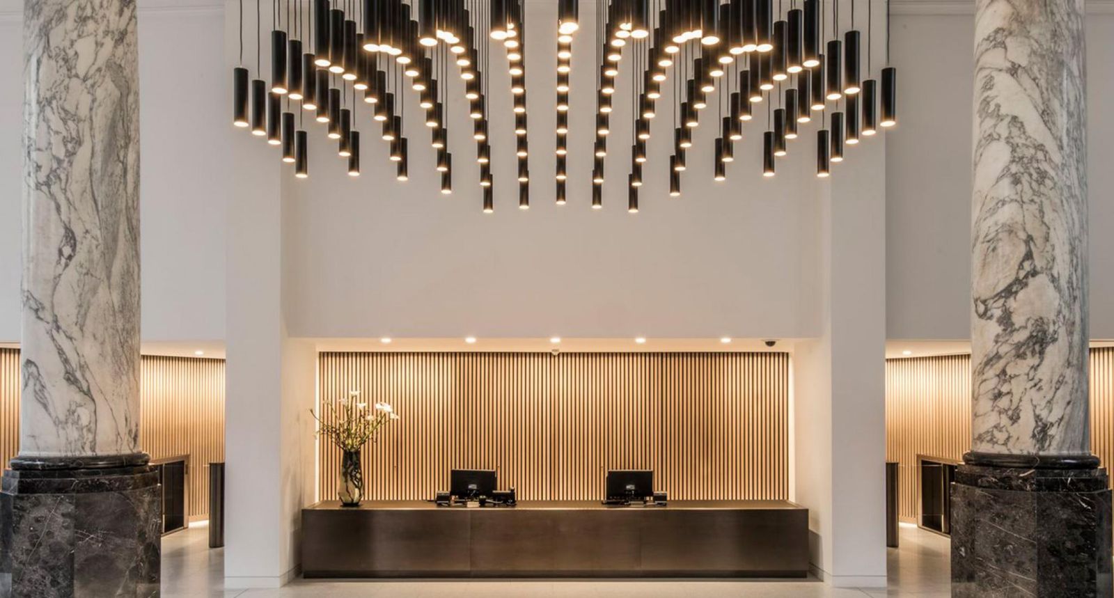 Clearstone Dental main reception, marble columns and feature lighting
